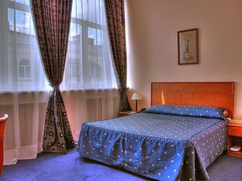 Grand Hotel Ukraine Dnipro Bagian luar foto